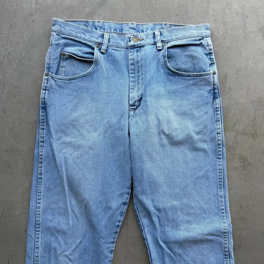 Wrangler Rugged Wear Jeans Mens 35 x 32 Denim Relaxed Fit Western 35001AI Blue